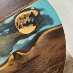Dining round table made from thermo oak, islands burl ash tree and epoxy resin - Image 9